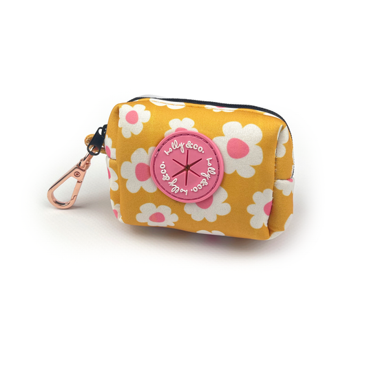 Holly ~ Make my Daisy ~ Dog Poop Bag Holder